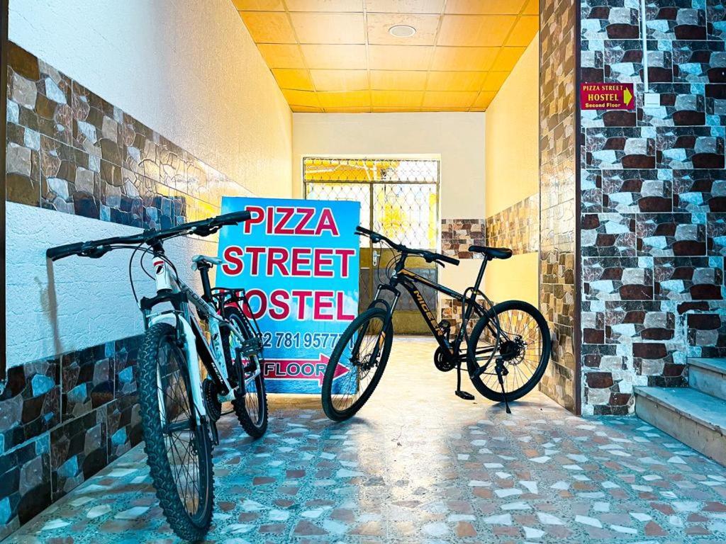 Pizza Street Hostel Aqaba Exterior photo